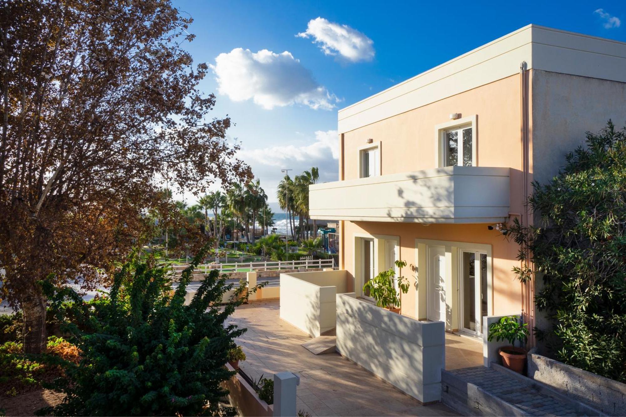 Apartahotel Georgina 2*